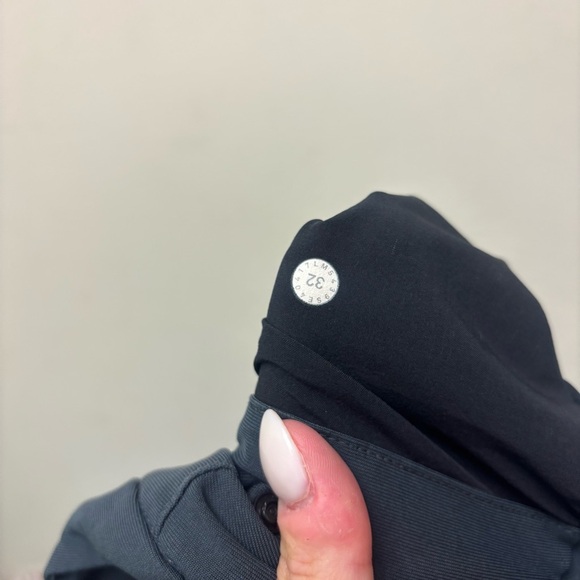 Lululemon Commission Pant Warpstreme 34” - Picture 12 of 12